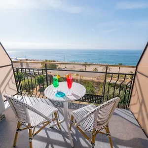 Checkin Garbi Hotell Calella